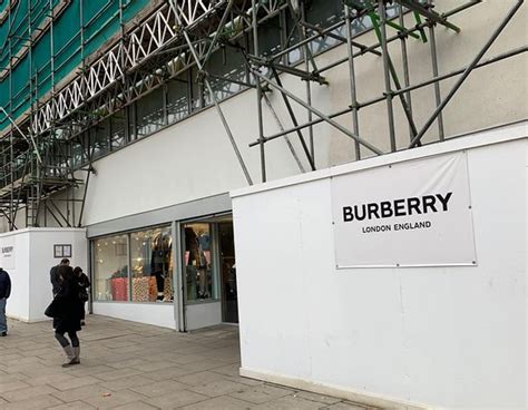 burberry london bottle|burberry factory shop london online.